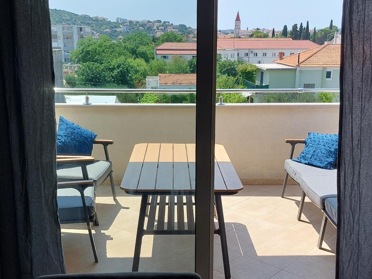 Mislav Apartment Trogir Exterior foto