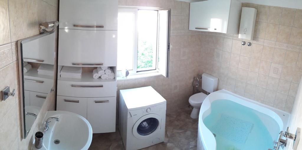 Mislav Apartment Trogir Exterior foto